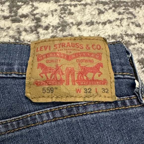 Men’s Levi 559 Jeans. - Picture 3 of 5